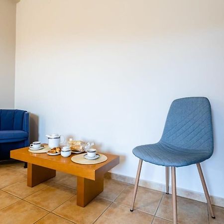 Kitries Summer Getaway - Eden Cozy Suite Kitriai Bagian luar foto