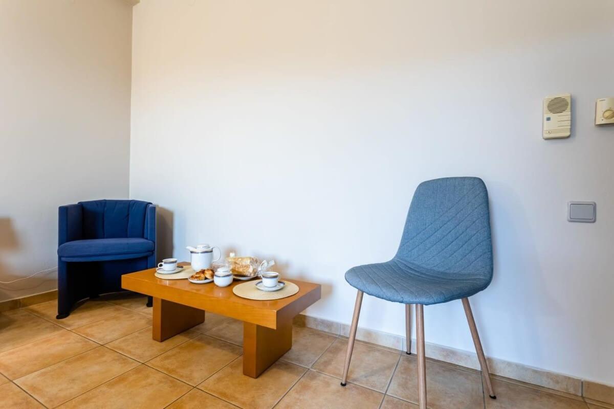 Kitries Summer Getaway - Eden Cozy Suite Kitriai Bagian luar foto