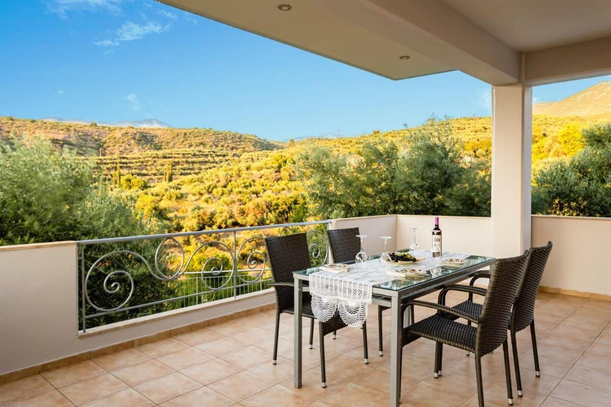 Kitries Summer Getaway - Eden Cozy Suite Kitriai Bagian luar foto